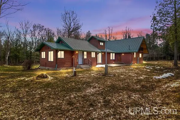 14281 Evergreen, Rock, MI 49880
