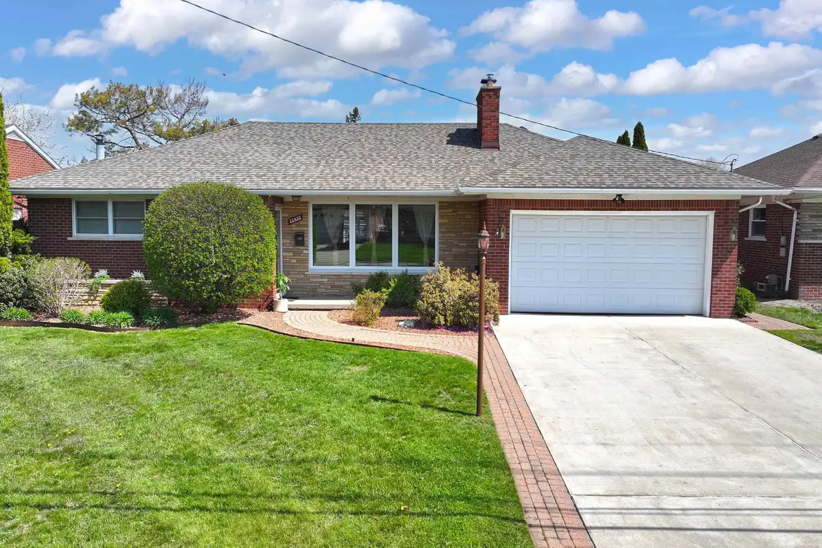 22435 Lakecrest, Saint Clair Shores, MI 48081 - #1