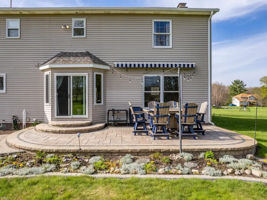 202 Donna Mae, Leonard, MI 48367 - #3