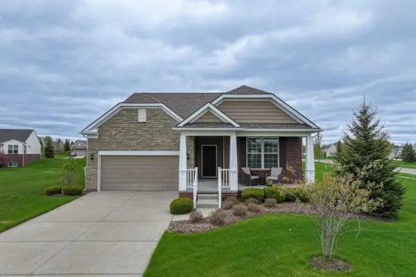 9357 Pebble Beach, Grand Blanc, MI 48439
