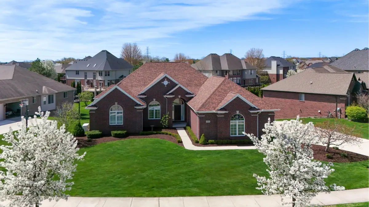 7412 N Georgetowne, Washington, MI 48095 - #1