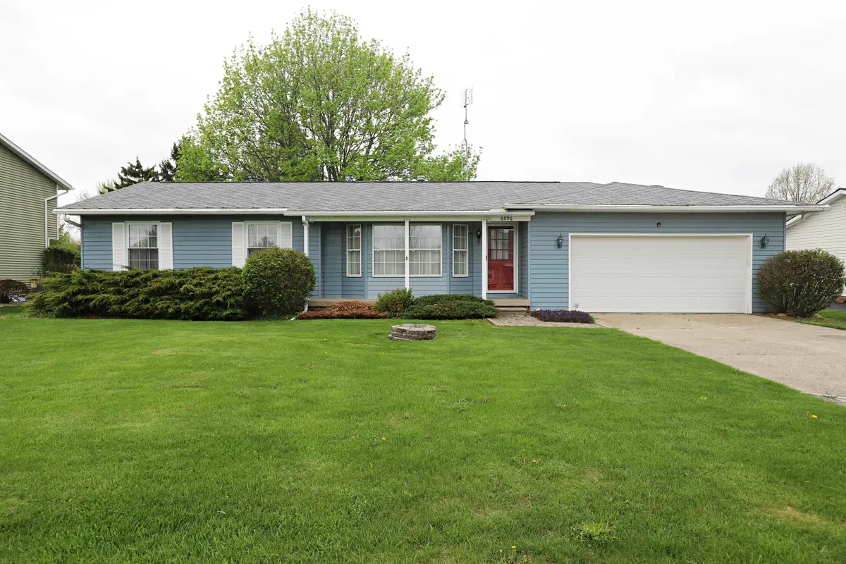 6096 King Arthur, Swartz Creek, MI 48473 - #1