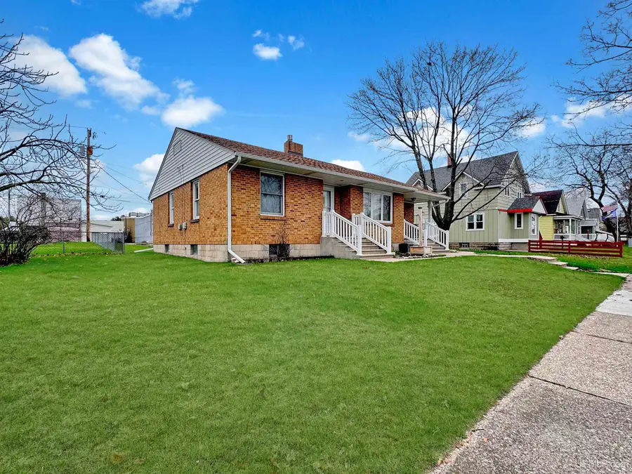 1516 N 16th, Escanaba, MI 49829 - #2