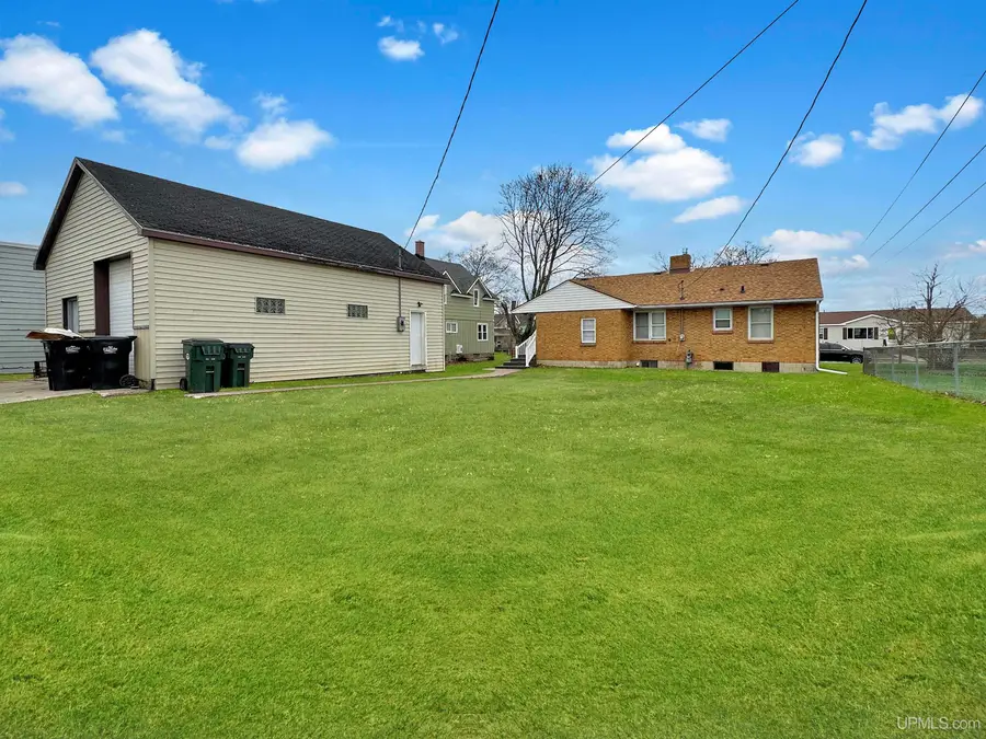 1516 N 16th, Escanaba, MI 49829 - #3