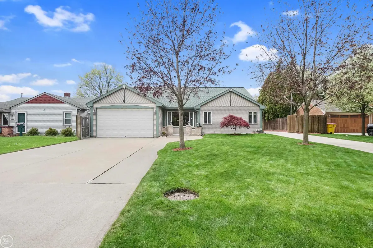 45073 Grant, Utica, MI 48317 - #1