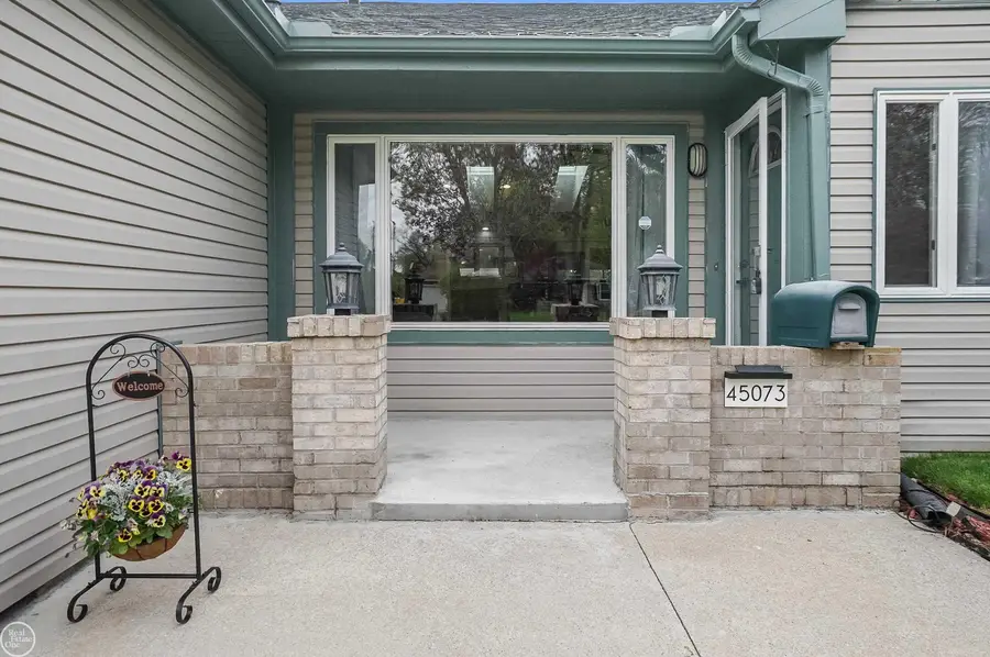 45073 Grant, Utica, MI 48317 - #3