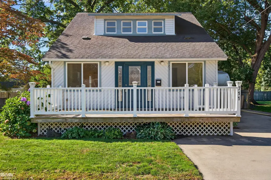 711 Smith, Algonac, MI 48001 - #2