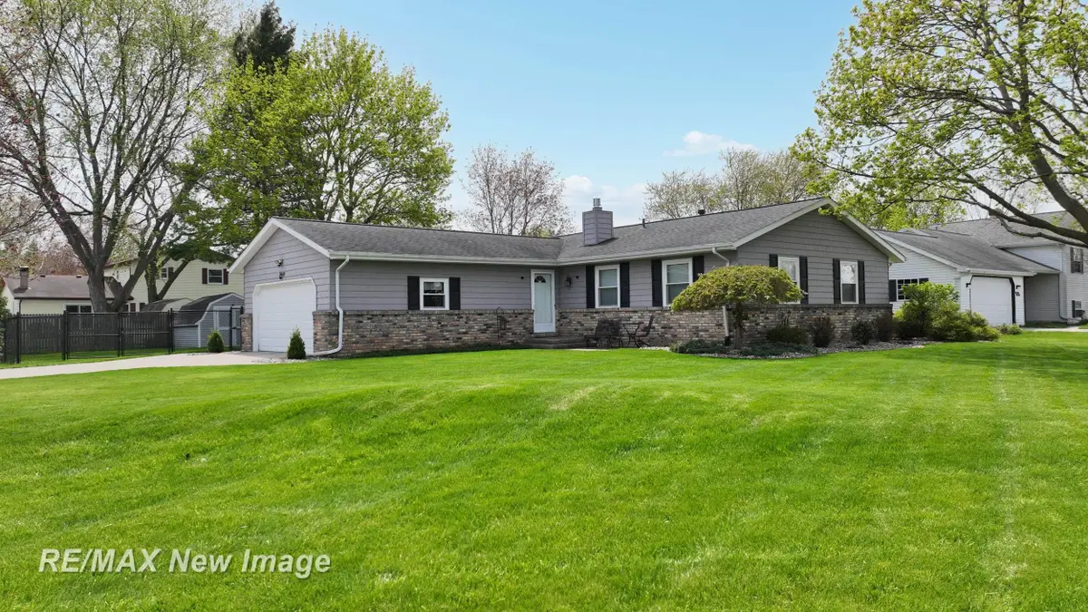 2669 Darwin, Saginaw, MI 48603 - #1