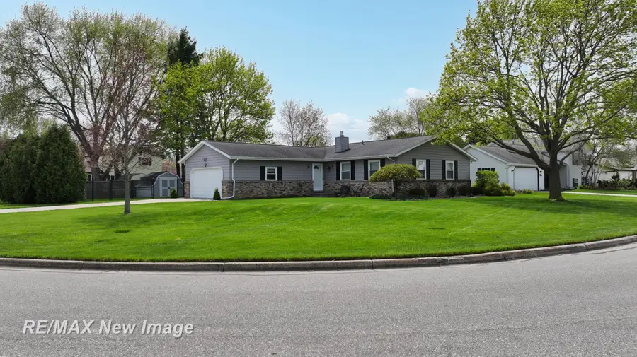 2669 Darwin, Saginaw, MI 48603 - #2