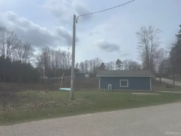 107 Dalmar, Kingsford, MI 49802