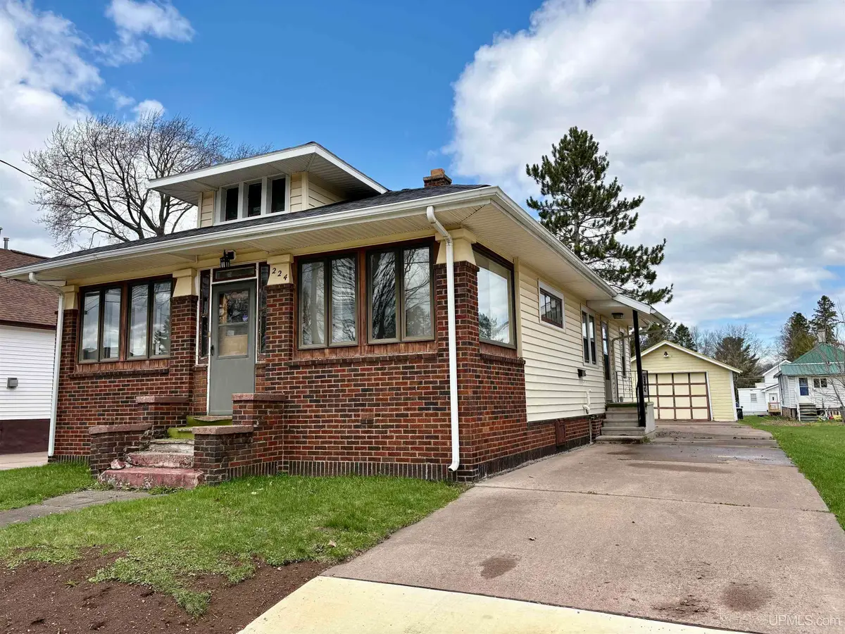 224 E Harding, Ironwood, MI 49938 - #1