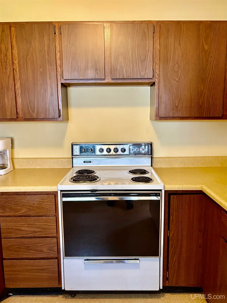 224 E Harding, Ironwood, MI 49938 - #3