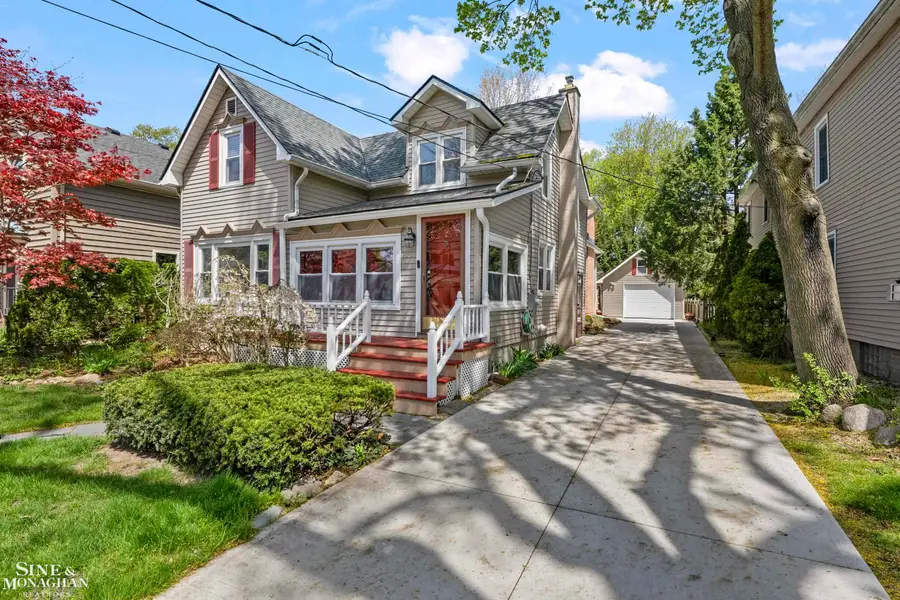 190 Lakeview, Grosse Pointe Farms, MI 48236 - #2