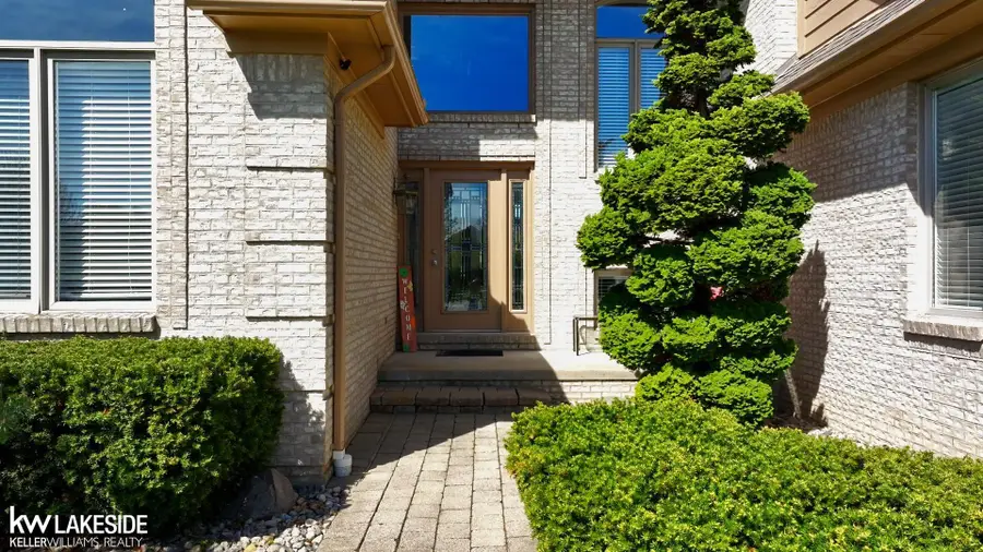 47843 Milonas, Shelby, MI 48315 - #3