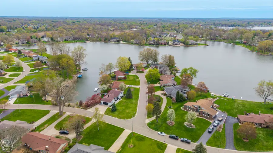 9059 Sandy Ridge, White Lake, MI 48386 - #2