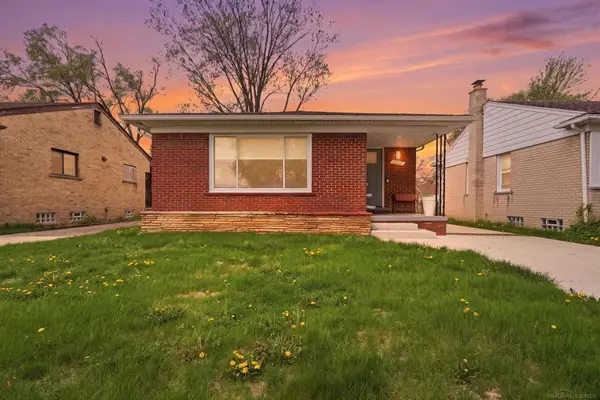 23005 Church, Oak Park, MI 48237