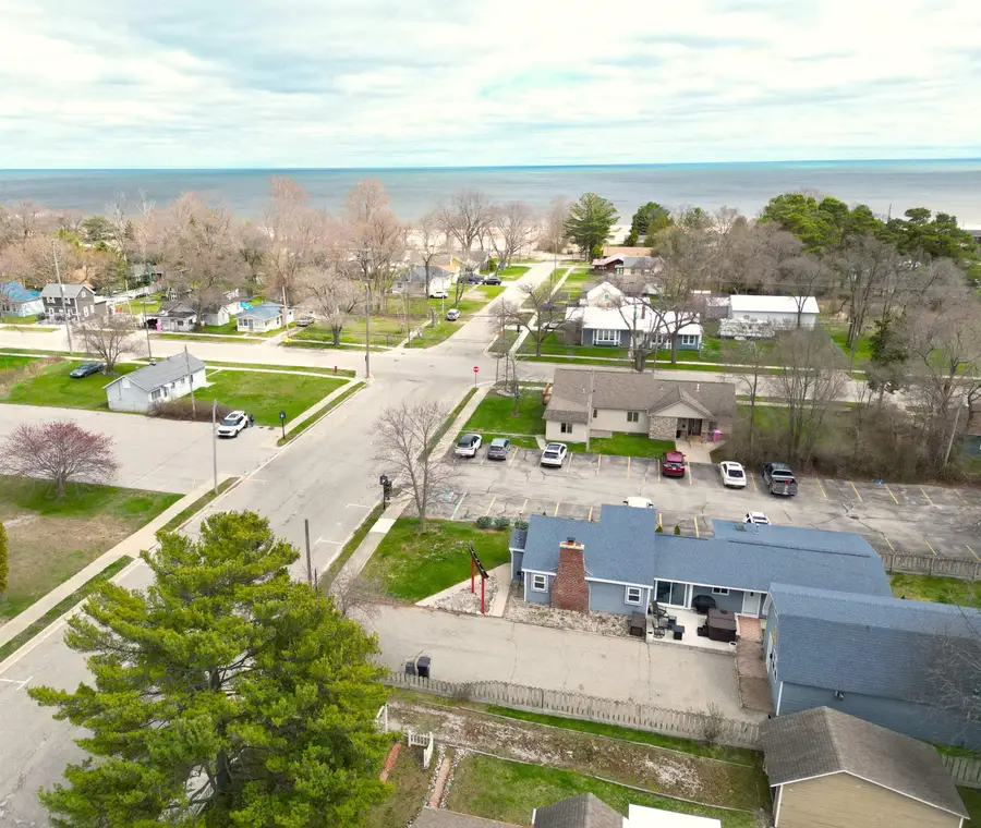 112 E Park, Oscoda, MI 48750 - #3