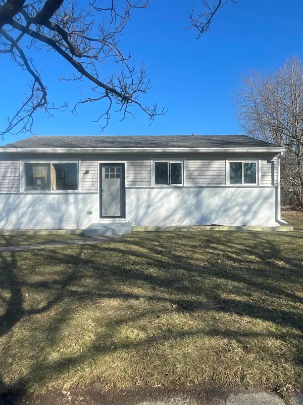 3413 Braeburn, Lansing, MI 48911