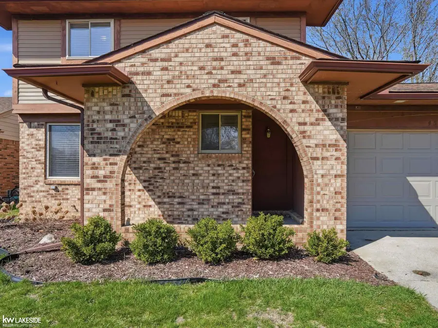 45833 Heatherwoode, Macomb, MI 48044 - #3