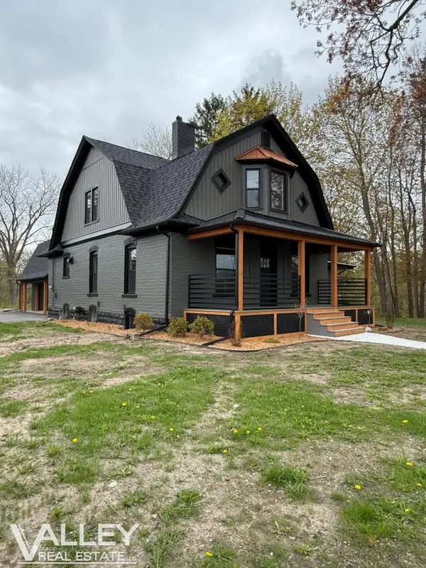 175 W Washington, Freeland, MI 48623