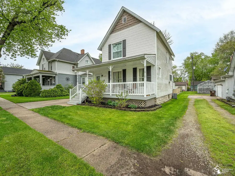 12747 Matthews, Carleton, MI 48117 - #2