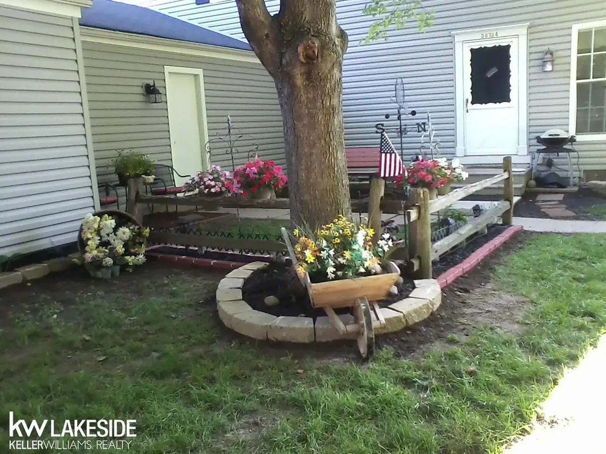 38734 Barnstable, Clinton Township, MI 48038 - #1