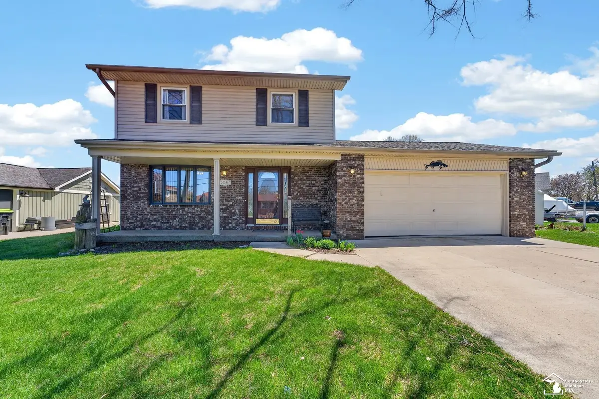 30189 Pointe, Gibraltar, MI 48173 - #1