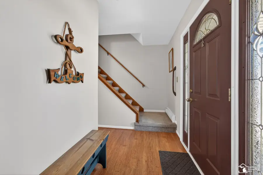 30189 Pointe, Gibraltar, MI 48173 - #2
