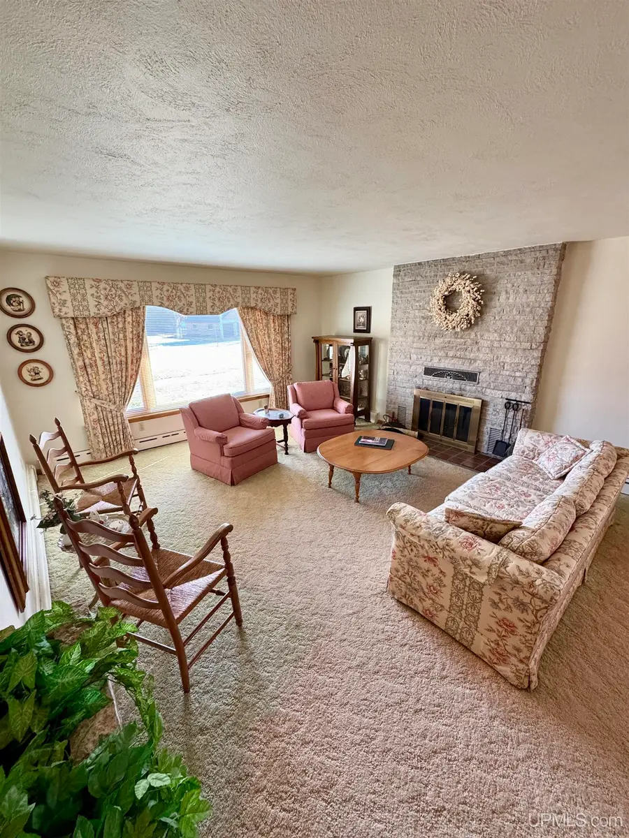 717 White, Ishpeming, MI 49849 - #2
