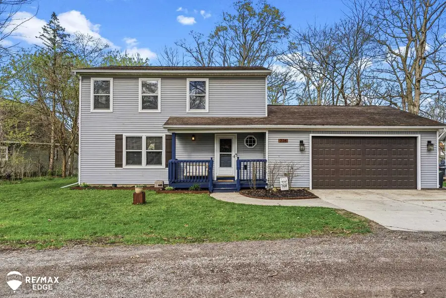 226 Woodbine, Milford, MI 48380 - #2