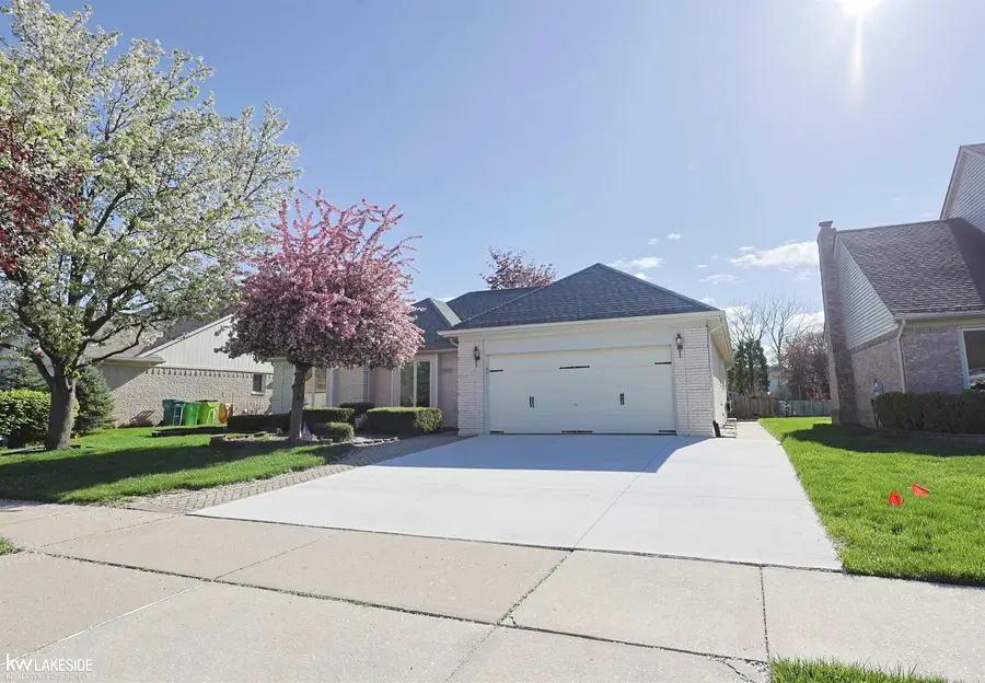 53338 Villa Rosa, Macomb, MI 48042 - #3