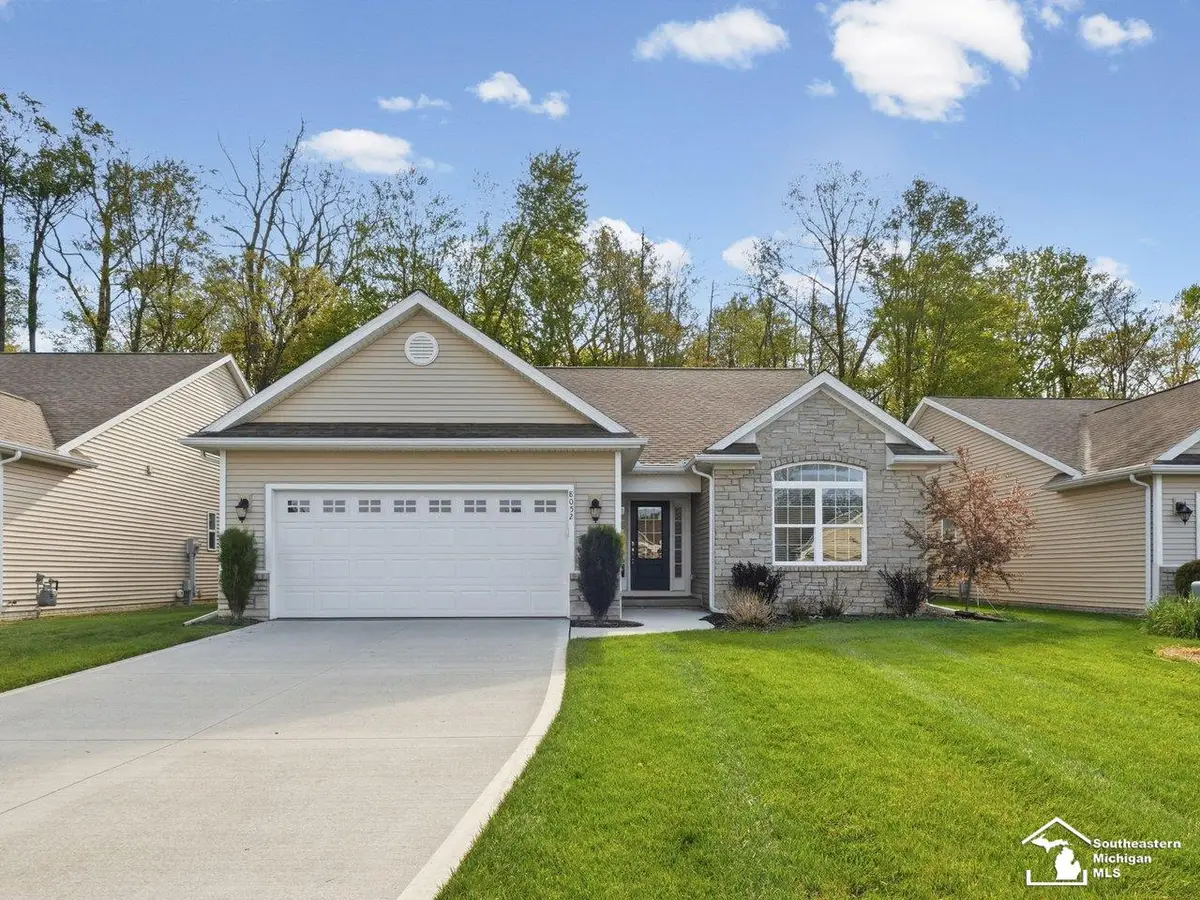 8052 Timber Wood, Temperance, MI 48182 - #1