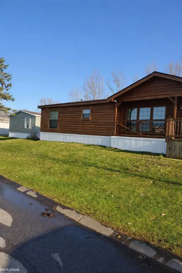 403 Bridle, Grand Blanc, MI 48439