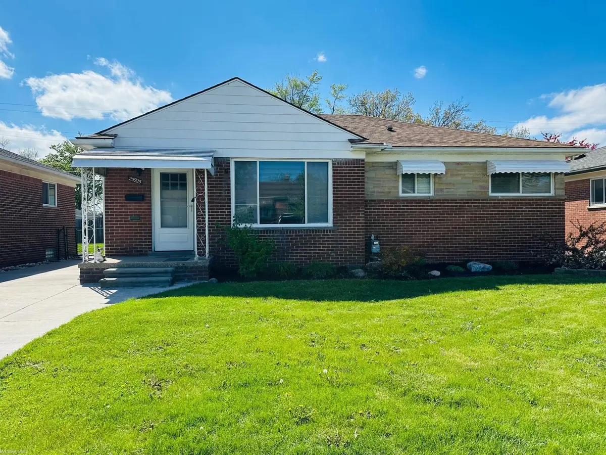 25925 Harmon, Saint Clair Shores, MI 48081 - #1