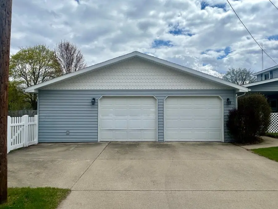 444 N Silverleaf, Gladwin, MI 48624 - #2