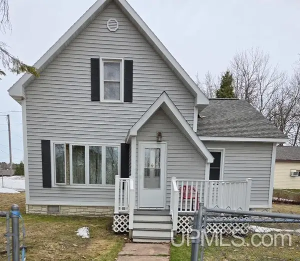 478 Railroad, Bergland, MI 49910