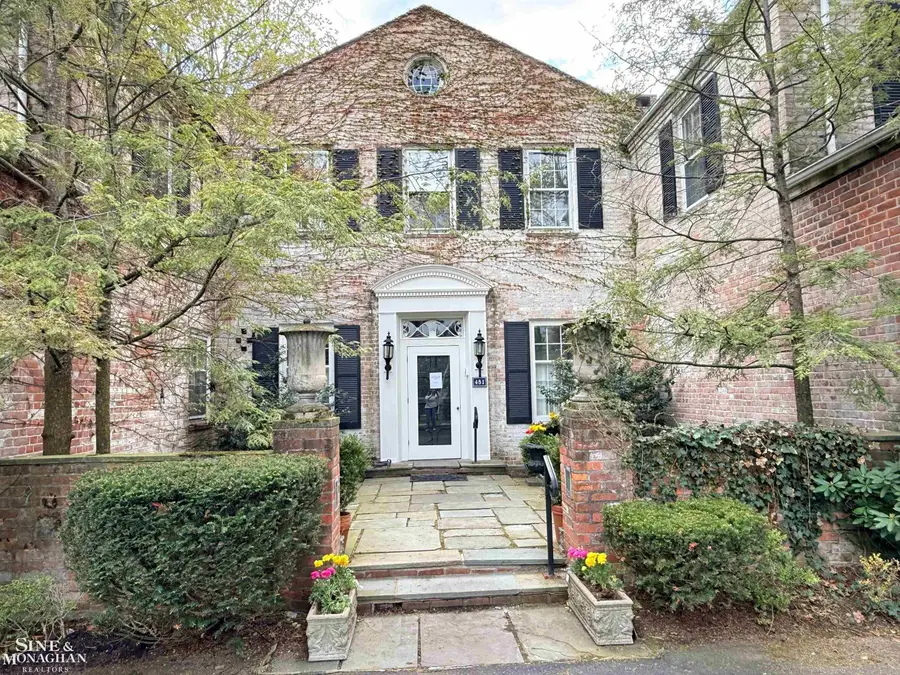481 Kercheval, Grosse Pointe Farms, MI 48236 - #2