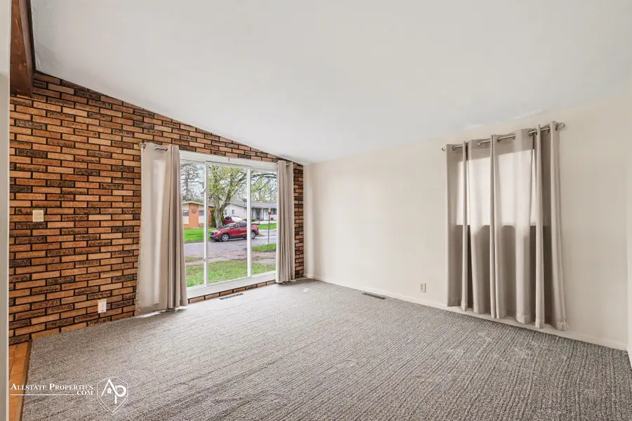 1005 Macdonald, Flint, MI 48507 - #3
