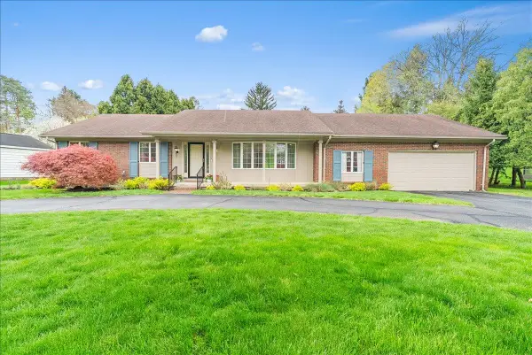 1131 Riverside, Owosso, MI 48867