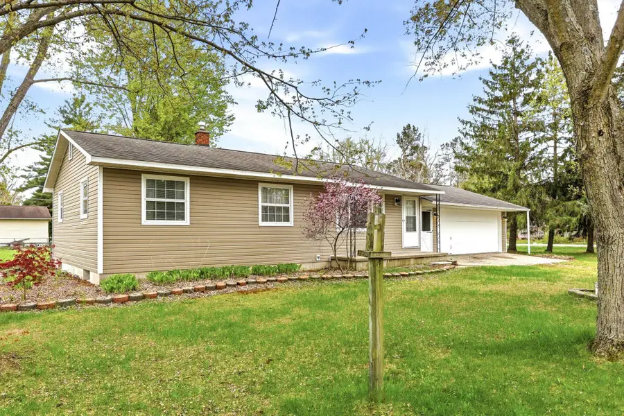 8995 Birch Run, Millington, MI 48746 - #2