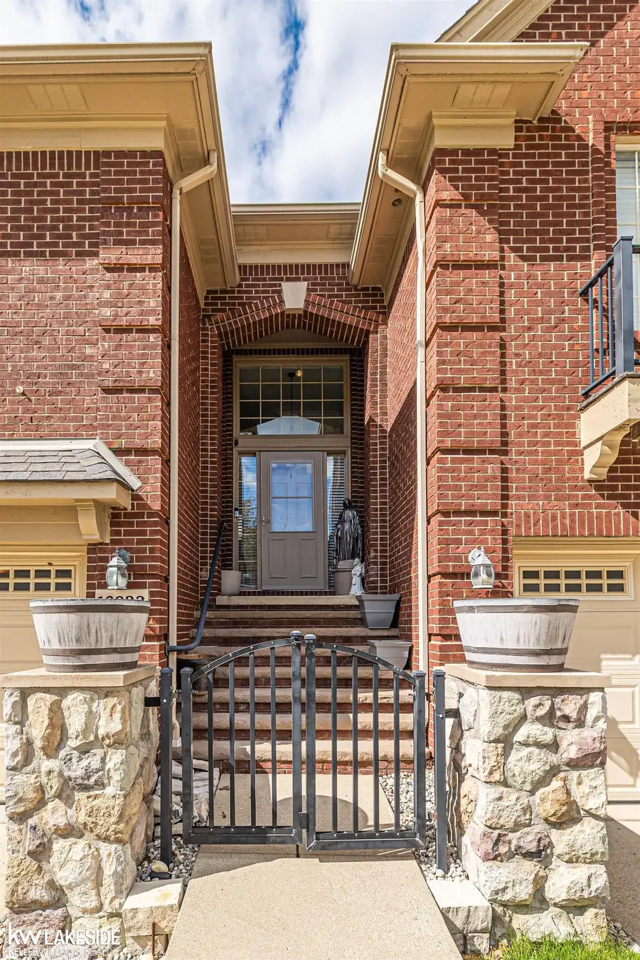 16933 Kensington, Macomb, MI 48044 - #3