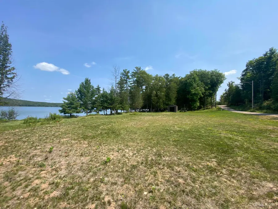 W8084 S Lake Antoine, Iron Mountain, MI 49801 - #3