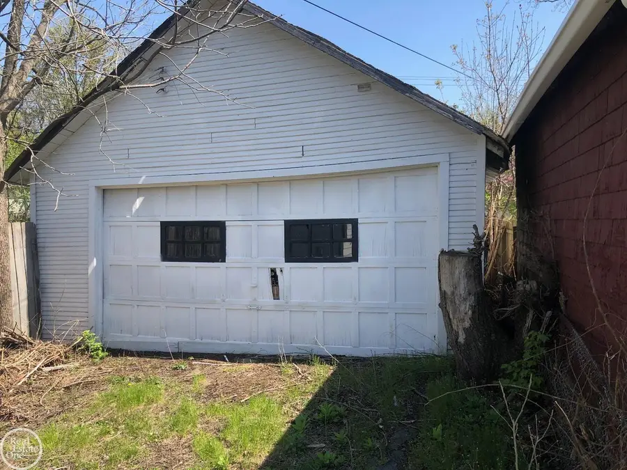318 Miles, Ypsilanti, MI 48198 - #2