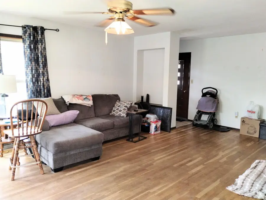 1305 Michigan, Gladstone, MI 49837 - #2