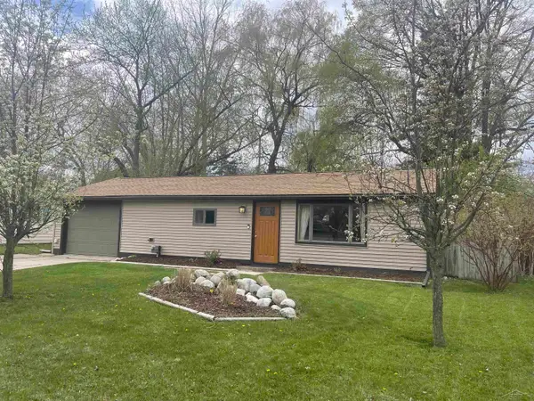 3813 Waldo, Midland, MI 48642