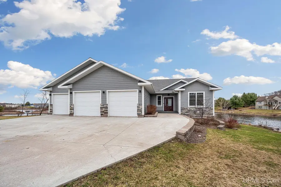 4017 Mariner, Houghton, MI 49931 - #3