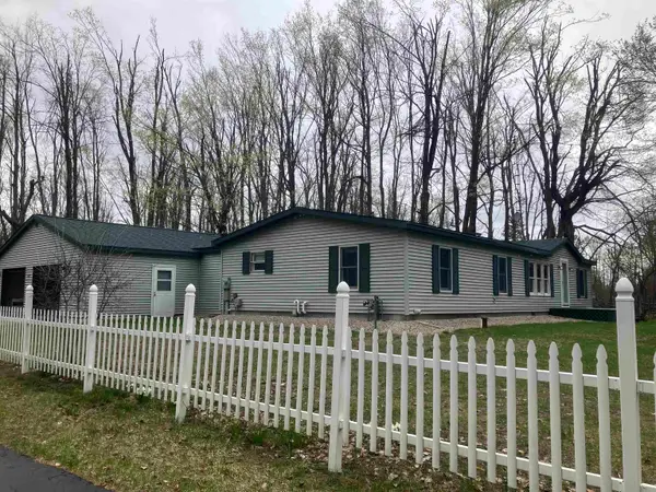 7677 Mill, Vanderbilt, MI 49795