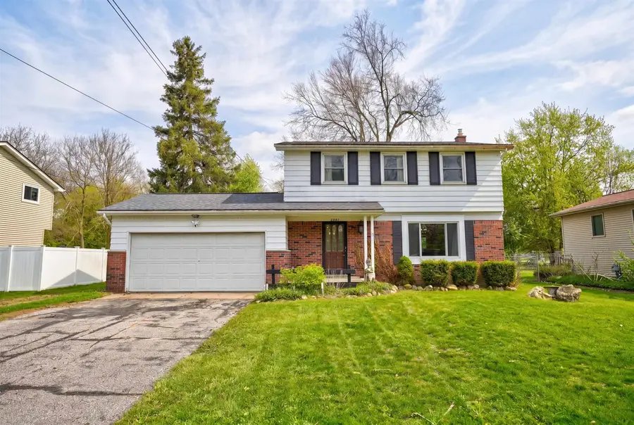 2281 Crane, Fenton, MI 48430 - #2