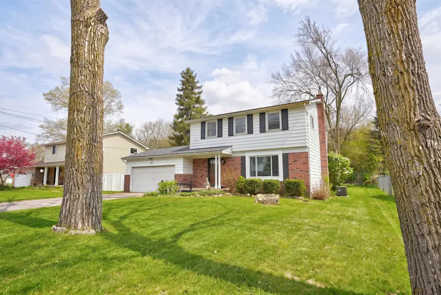 2281 Crane, Fenton, MI 48430 - #3