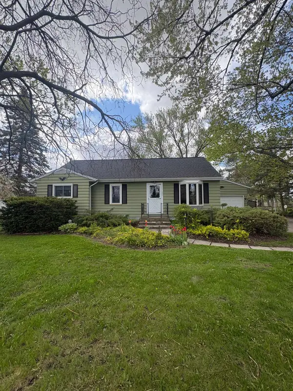 1891 W Moore, Bridgeport, MI 48601